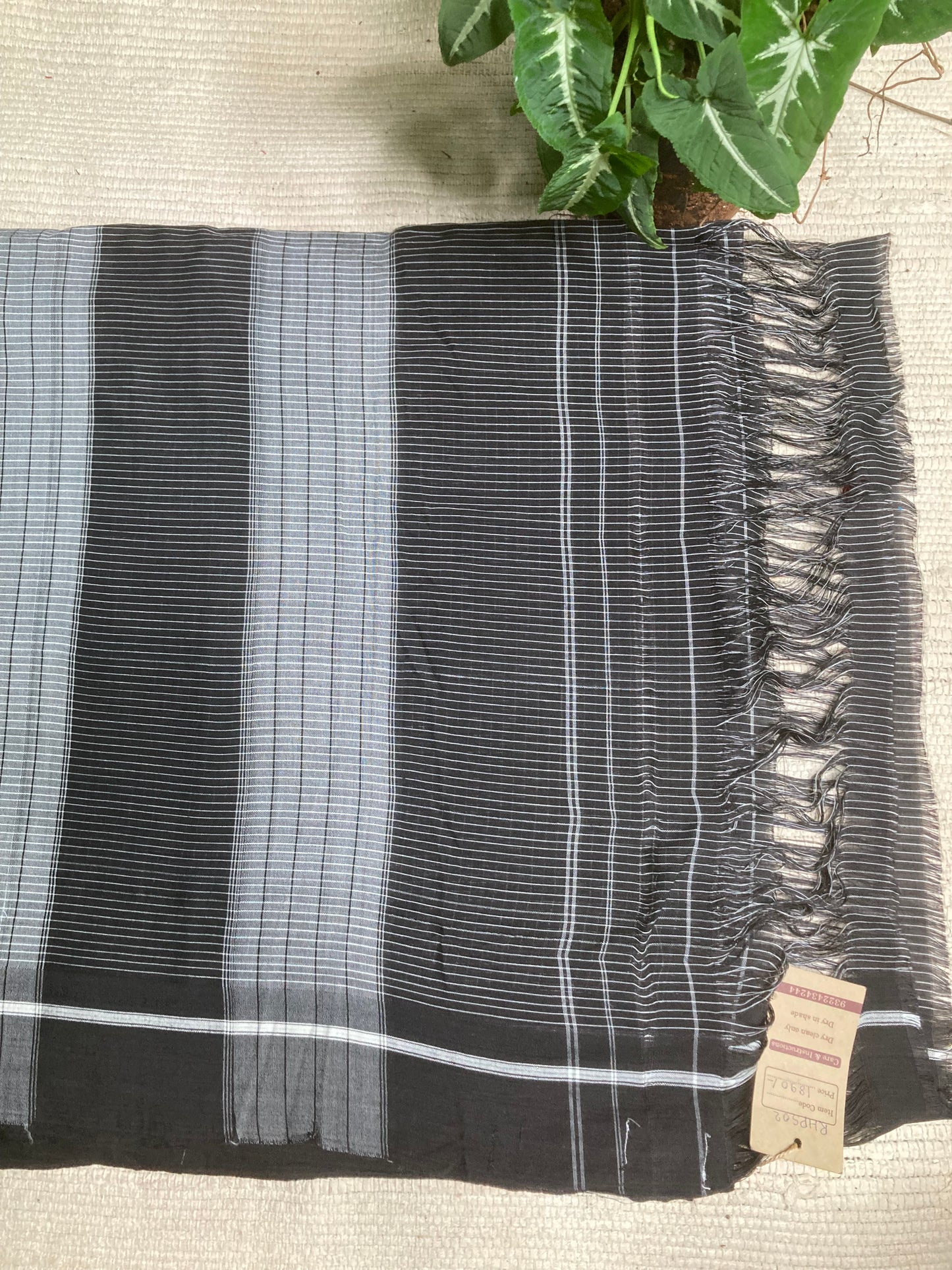 Black Patteda Anchu Saree