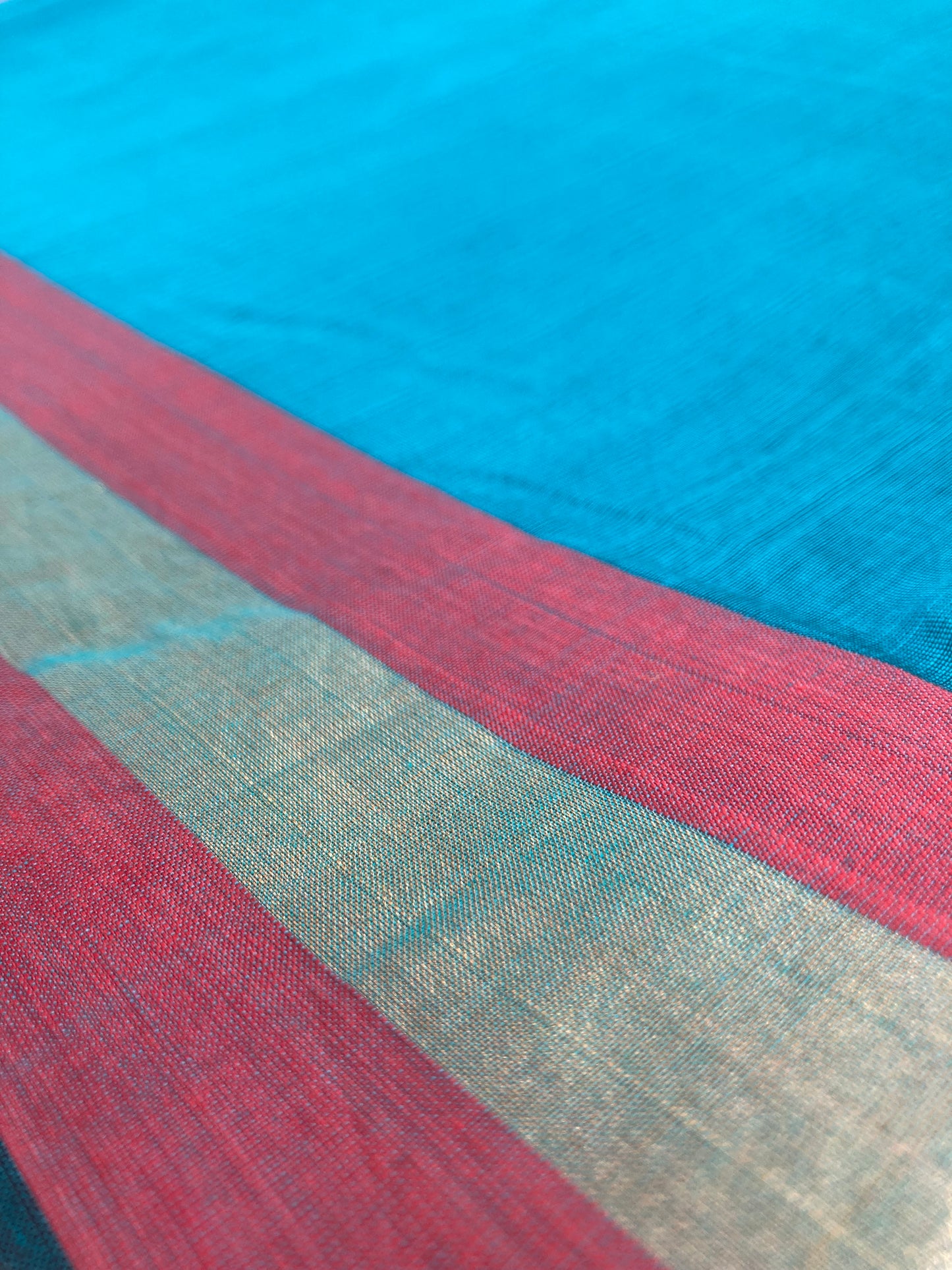Dynamic Blue maheshwari saree