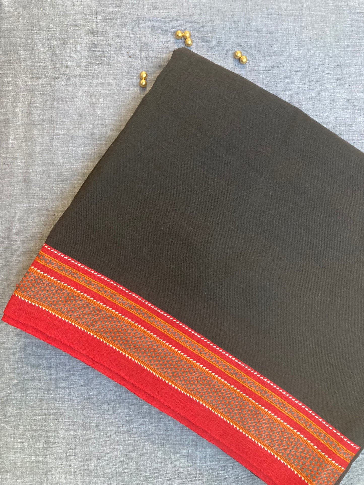 Charcoal Black Patteda Anchu Saree