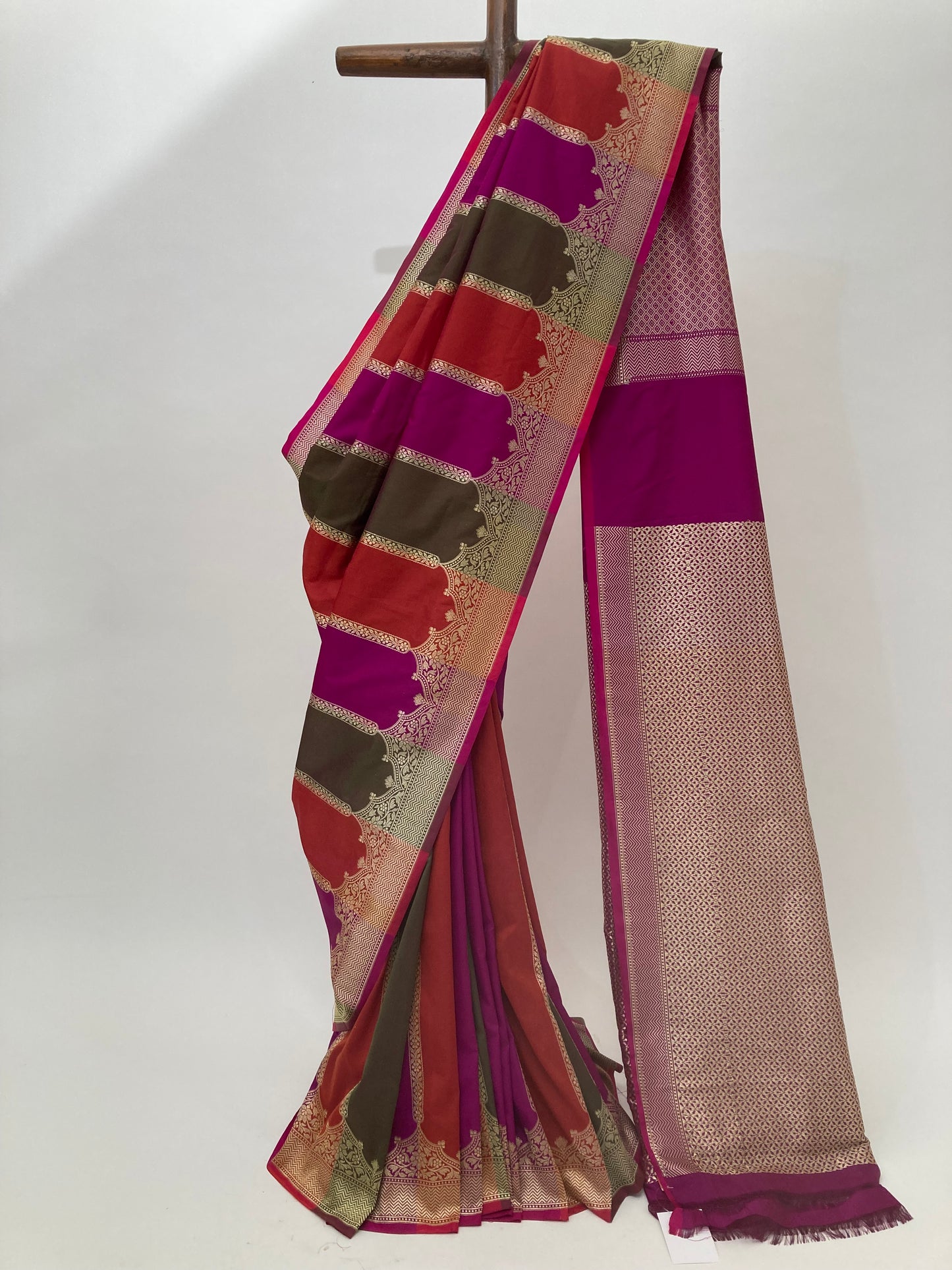 Dark Pink Banarasi Saree