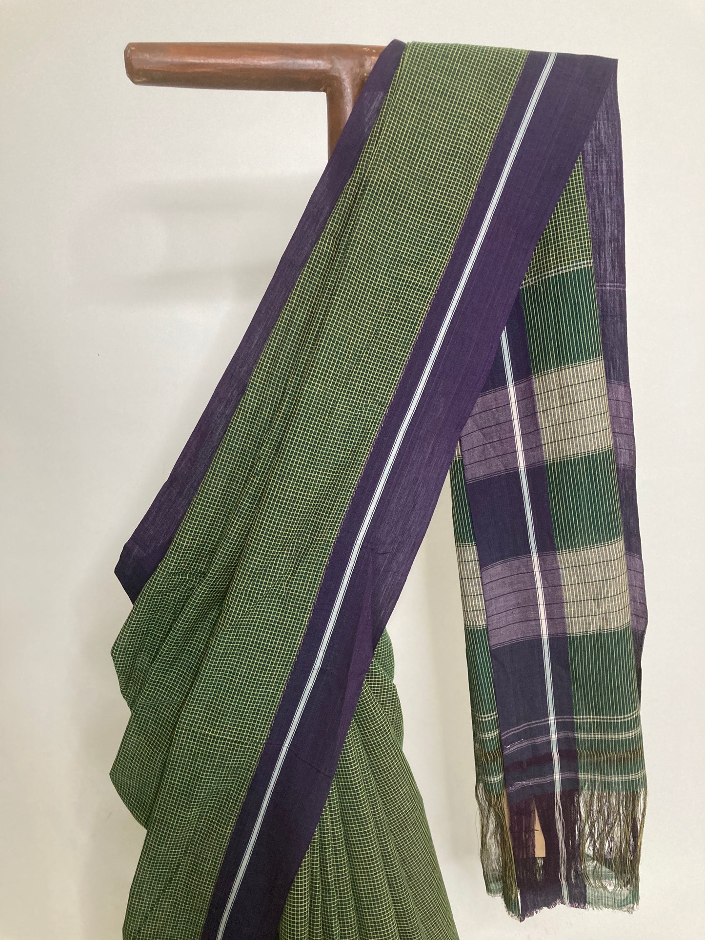 Juniper Green Patteda Anchu Saree