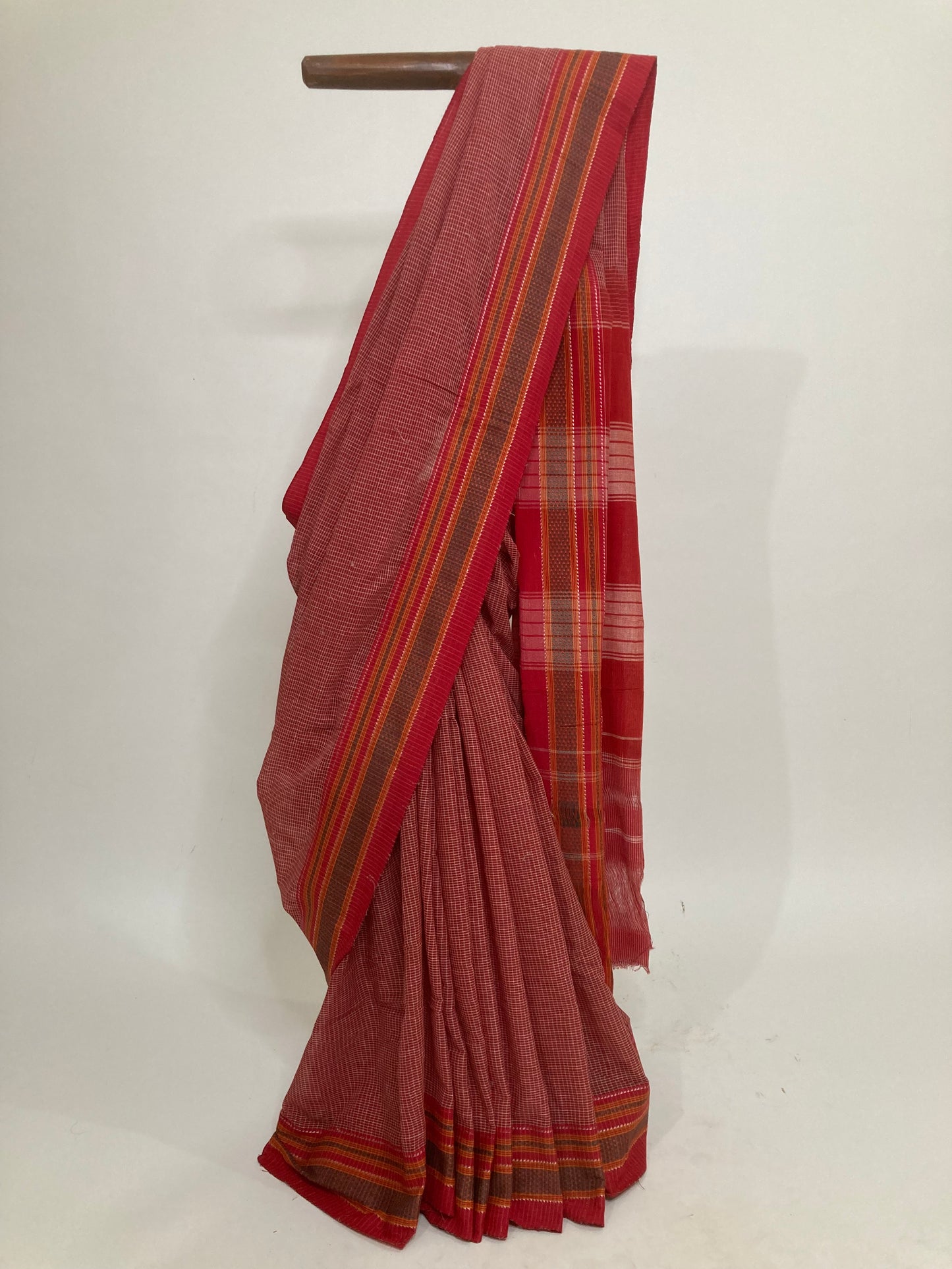 Red Patteda Anchu Saree