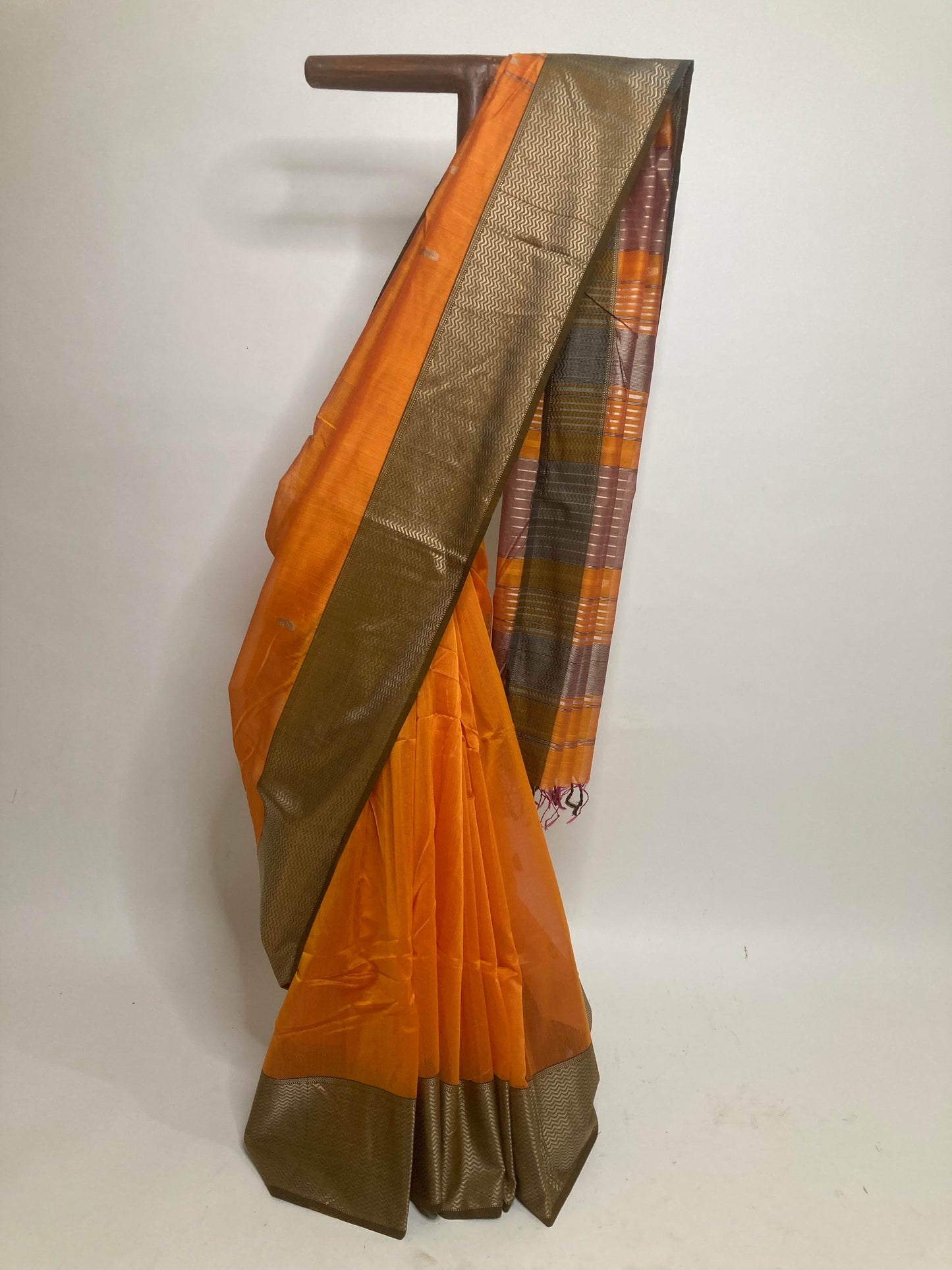 Honey Maheshwari Saree