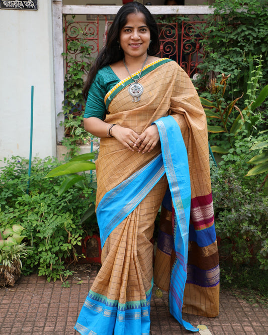 Light Cream Maanto Concept Saree