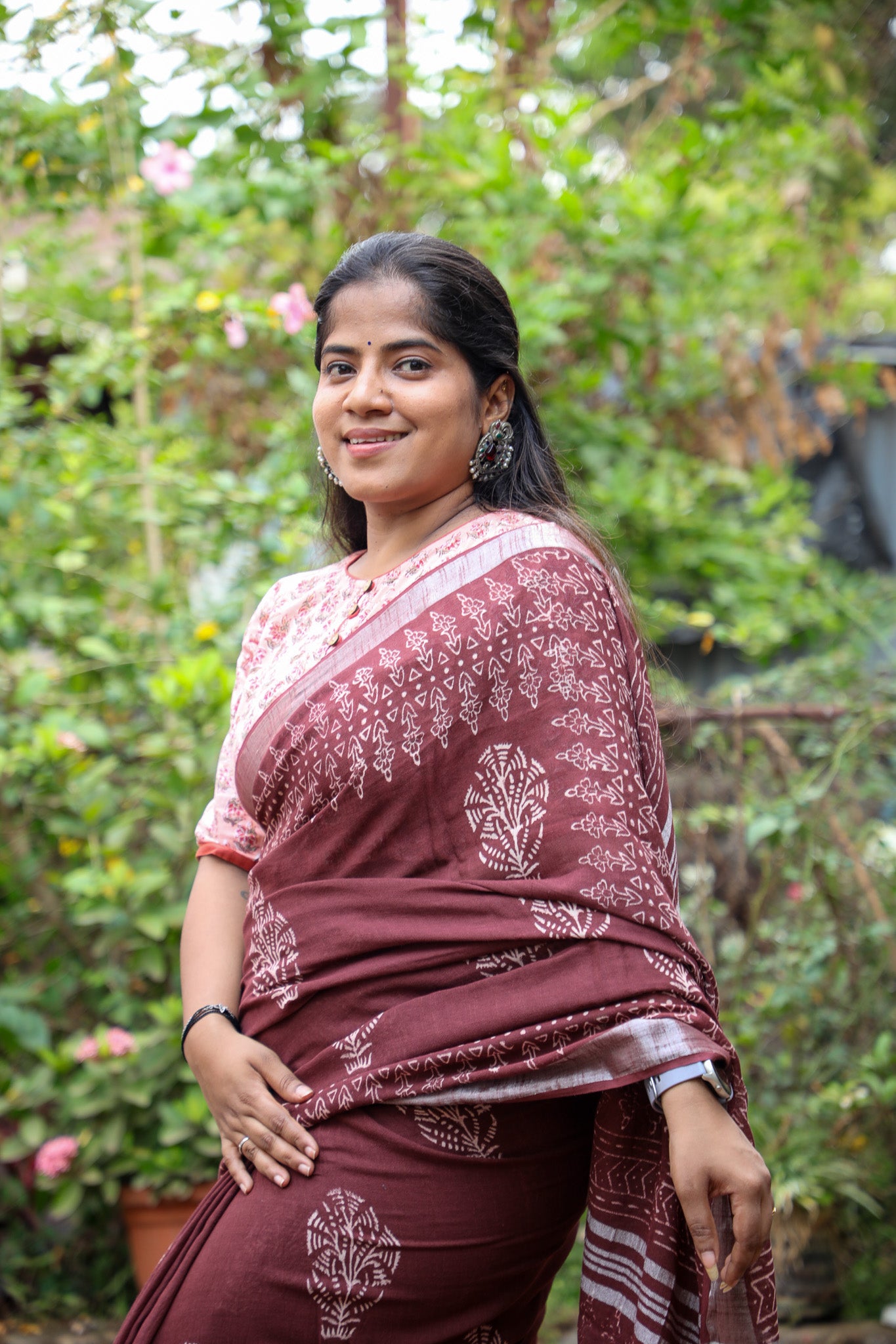 Brown Slub Linen Saree