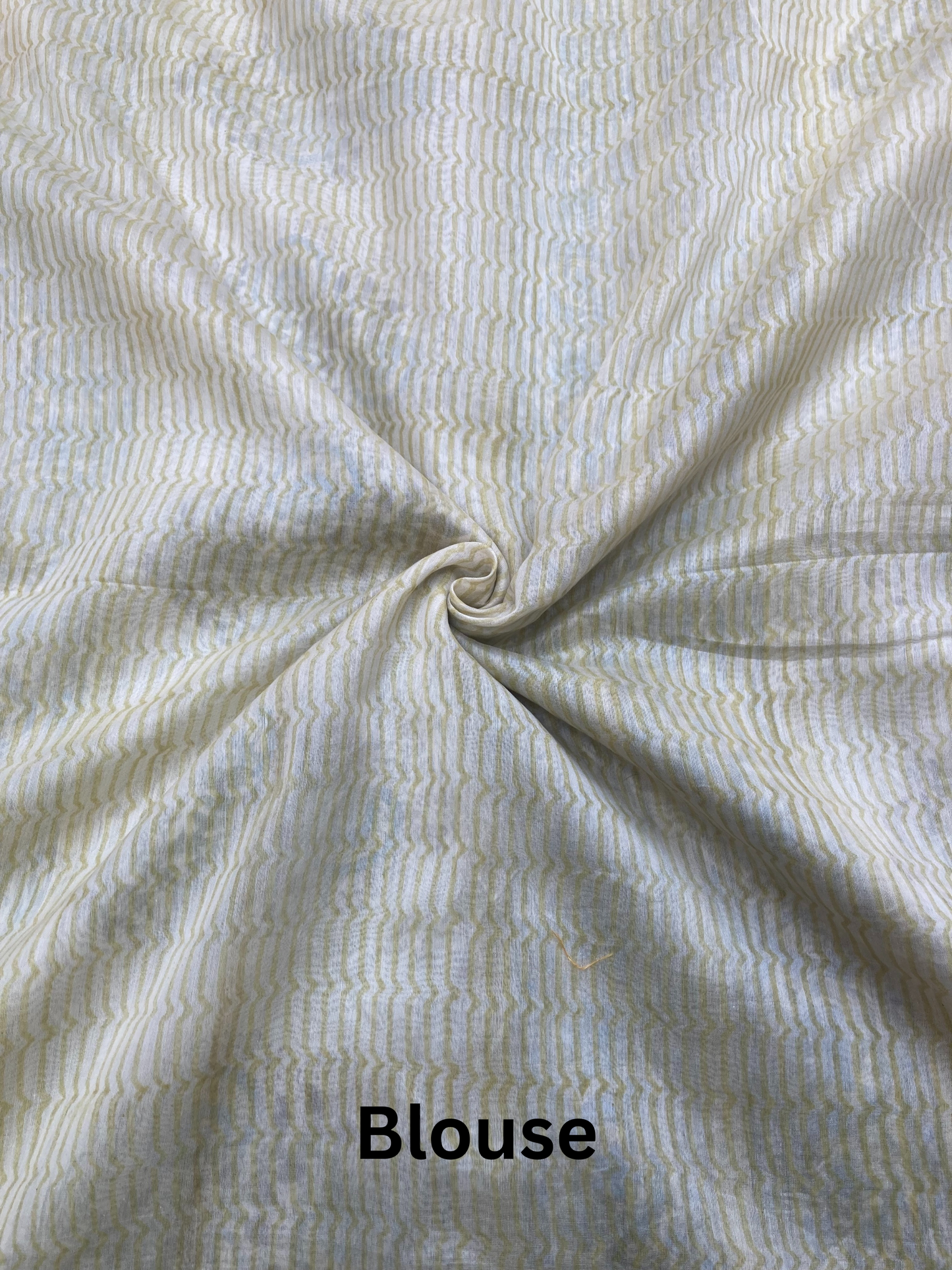 Cream Maanto Patli Pallu Saree