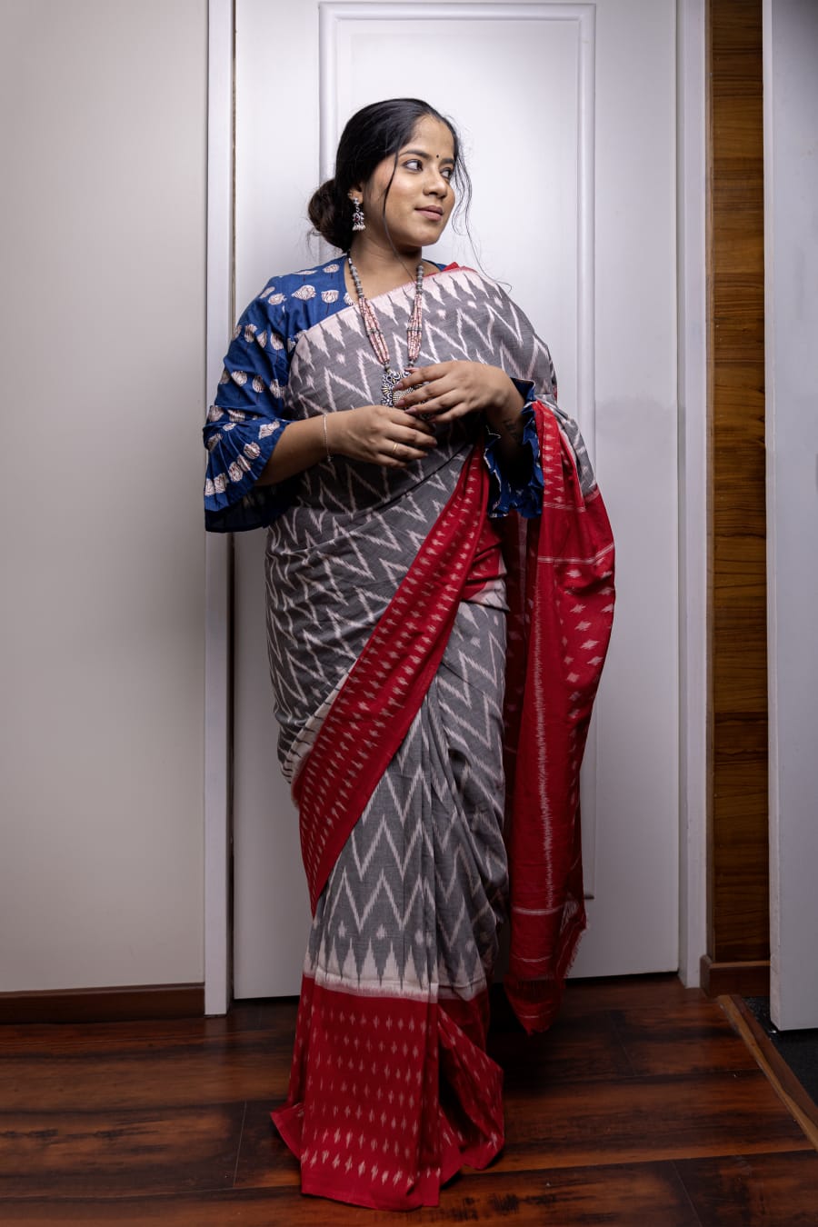 Fog Gray Pochampally Ikkat saree
