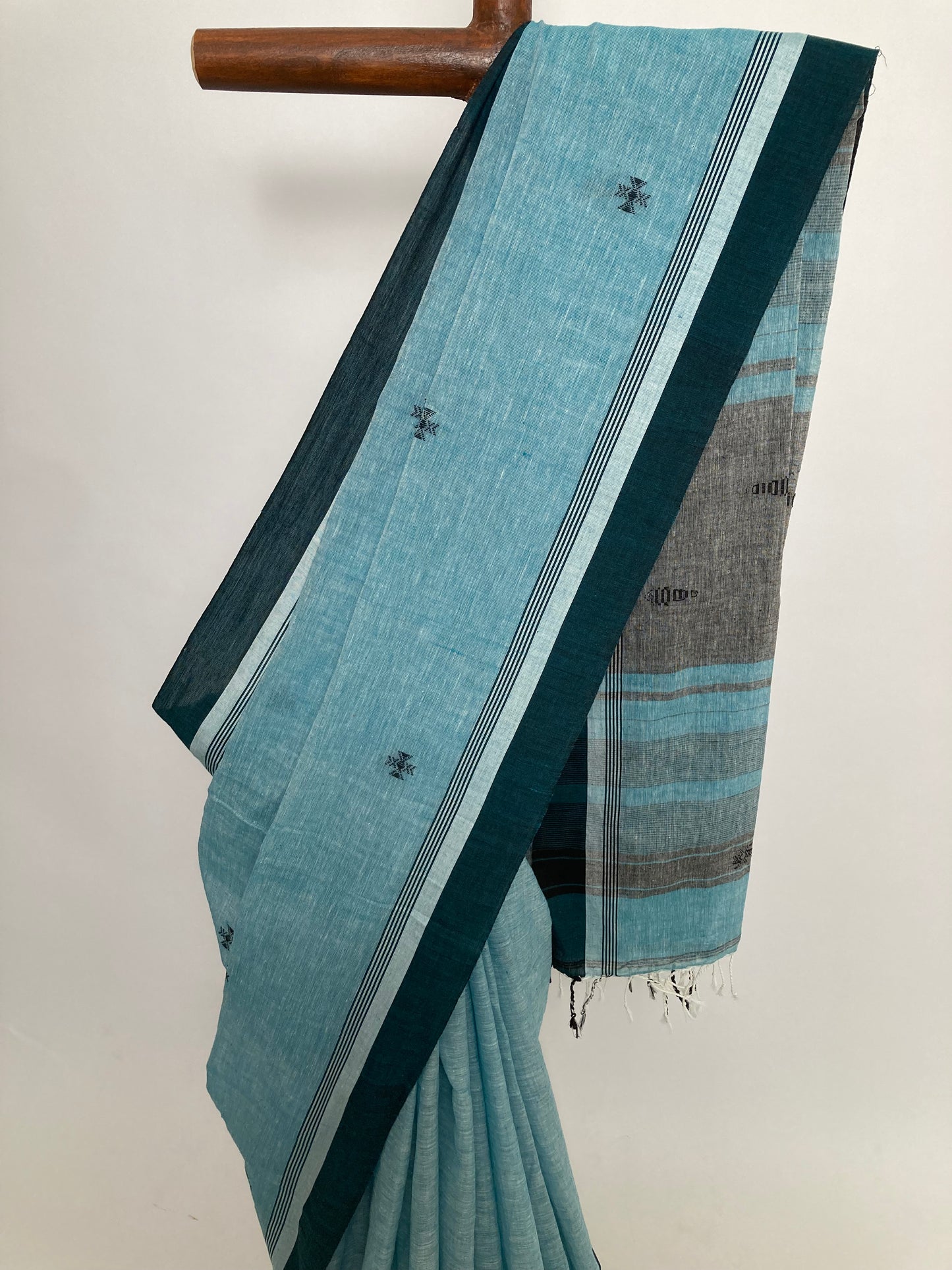 Cyan Khadi Cotton Saree