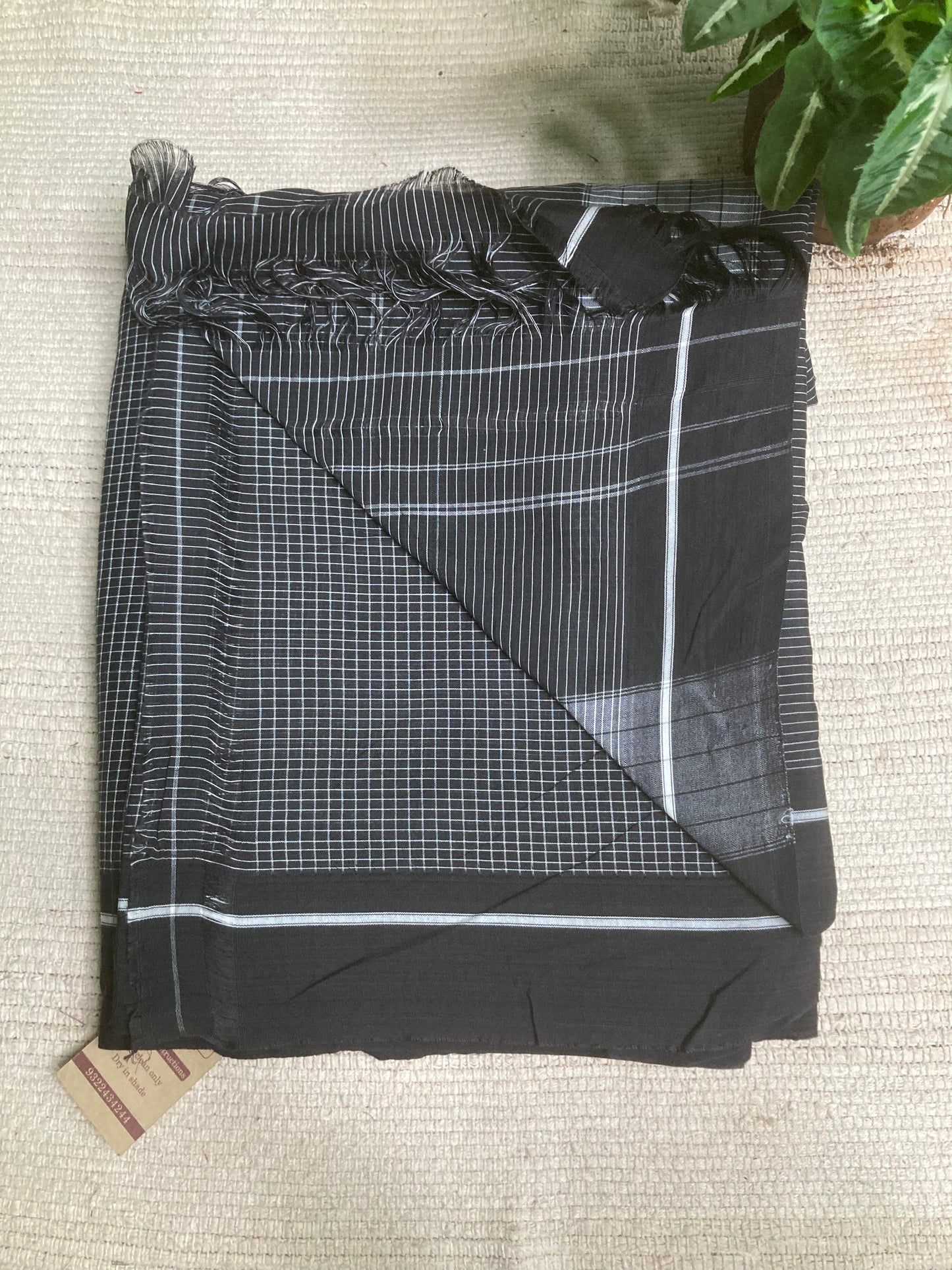 Black Patteda Anchu Saree