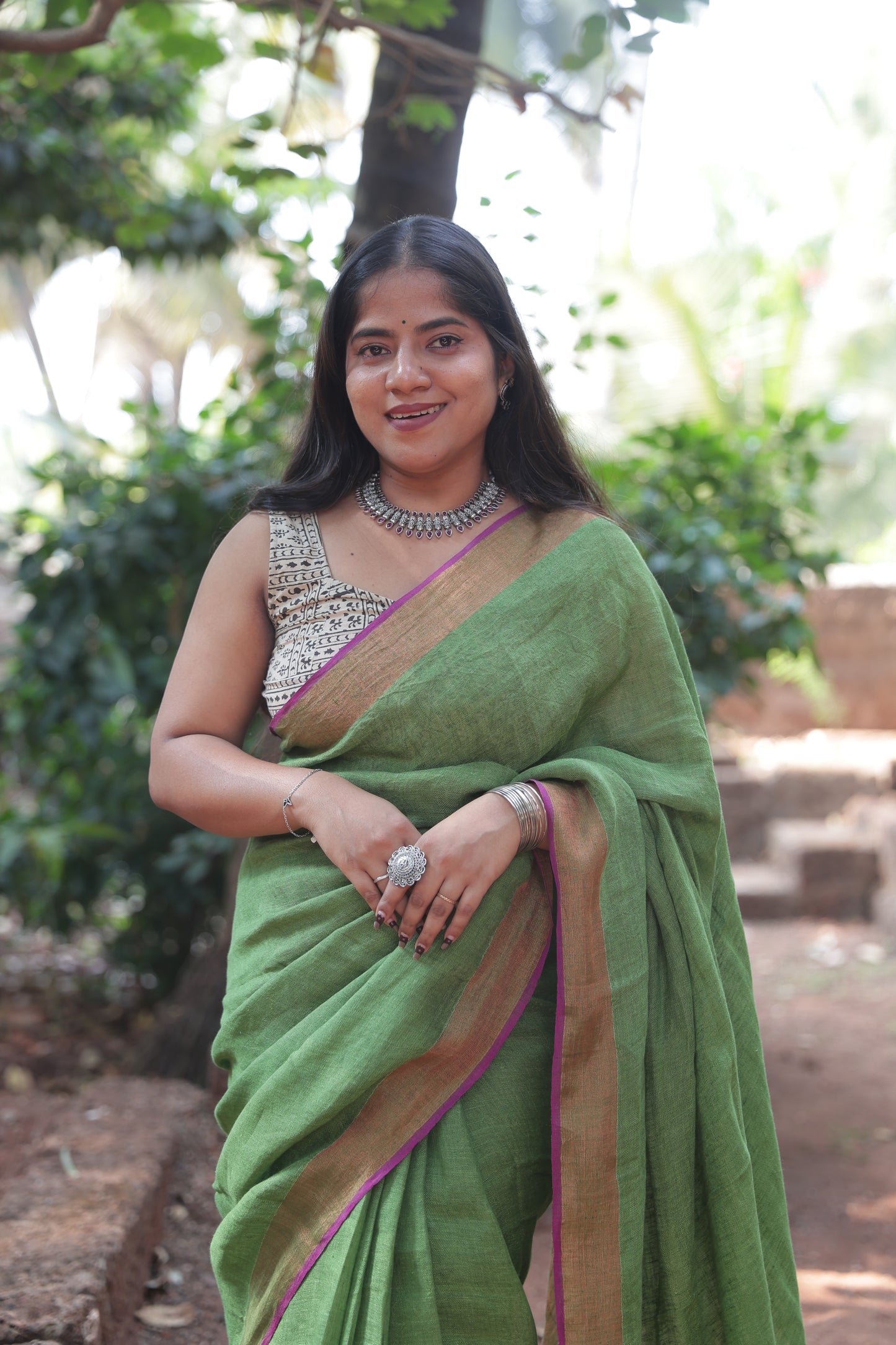 Forest Green Handloom Linen Saree