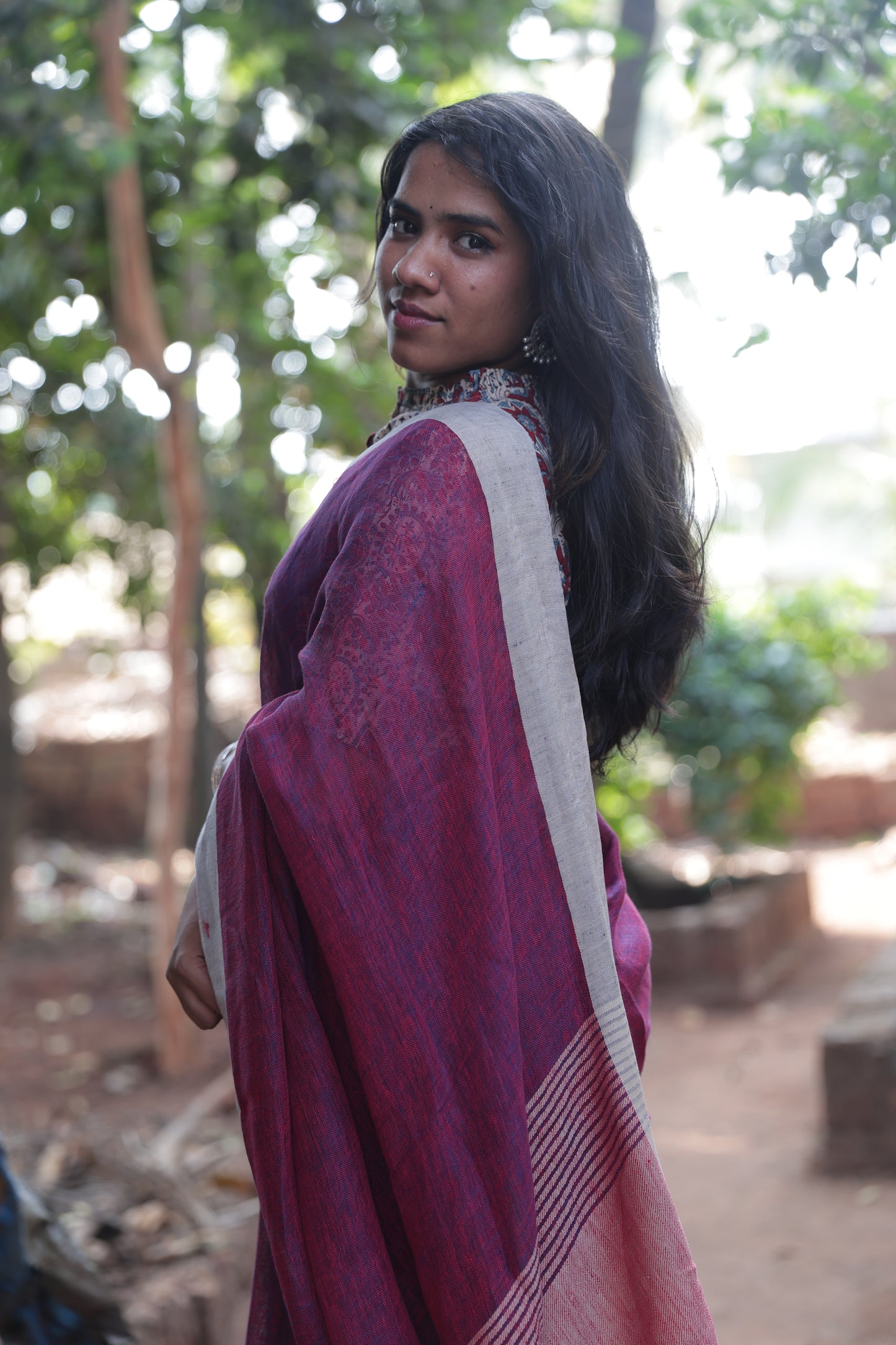 Magenta Handloom Linen Saree