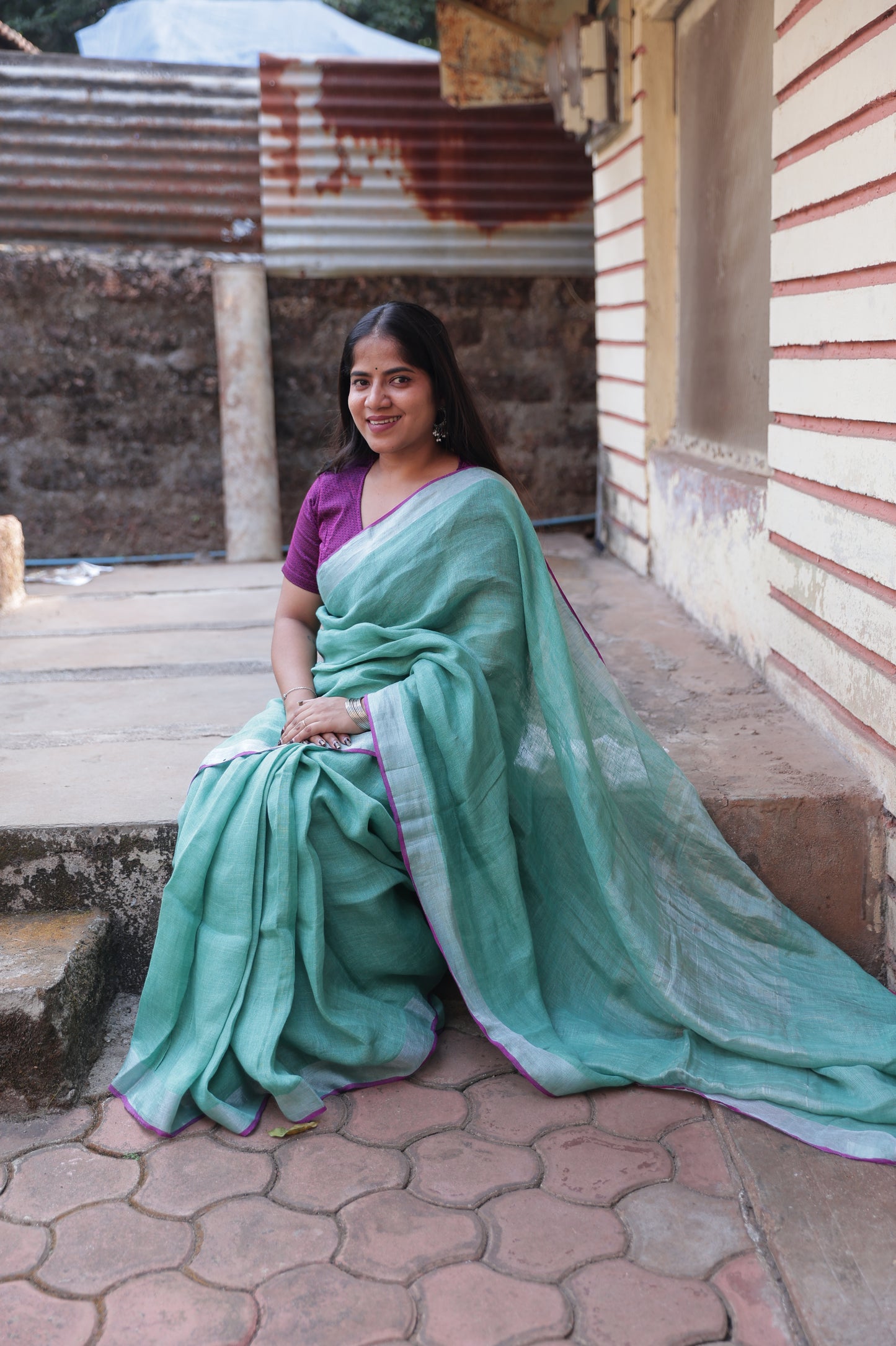 Shamrock Handloom Linen saree