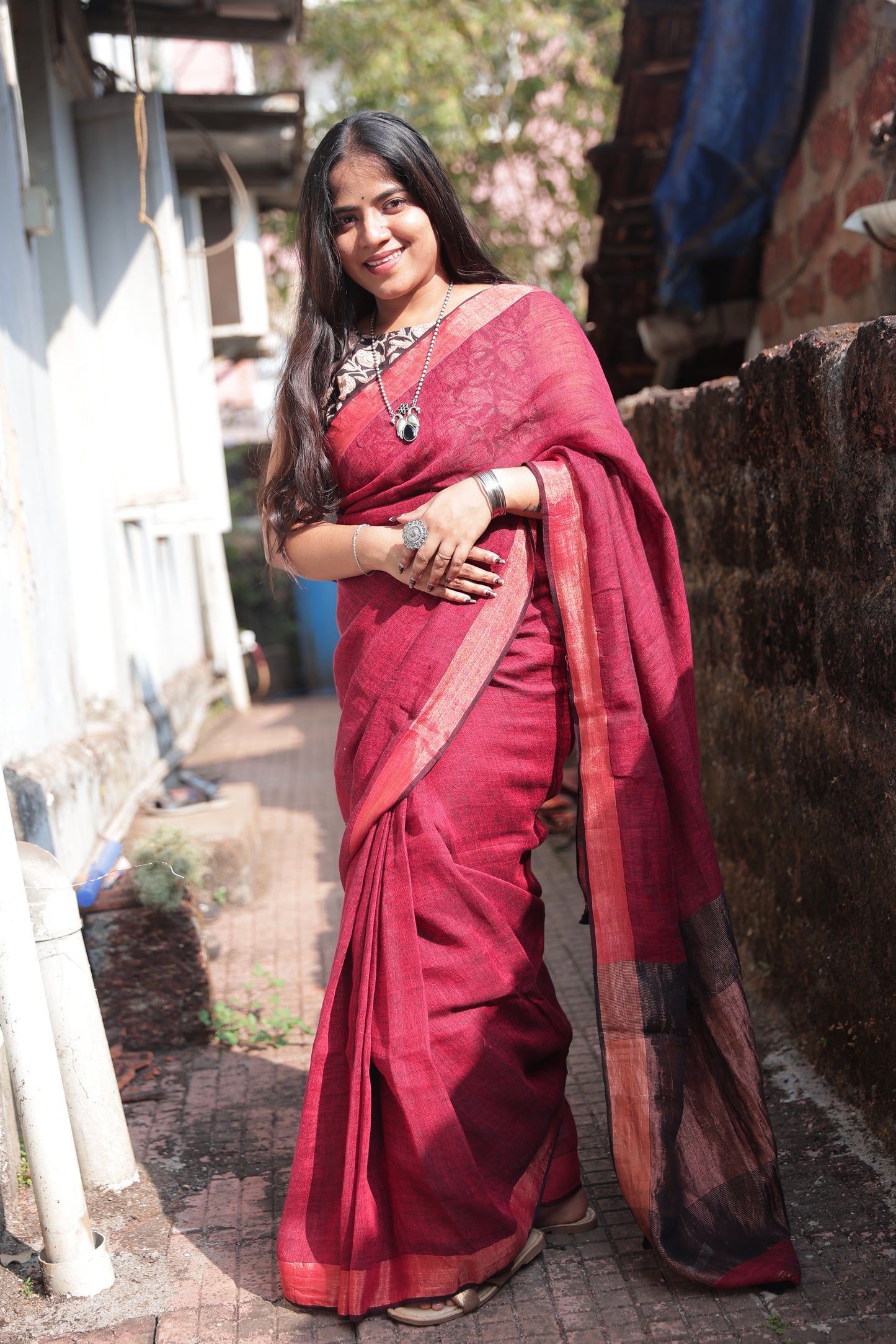 Maroon Handloom Linen Saree