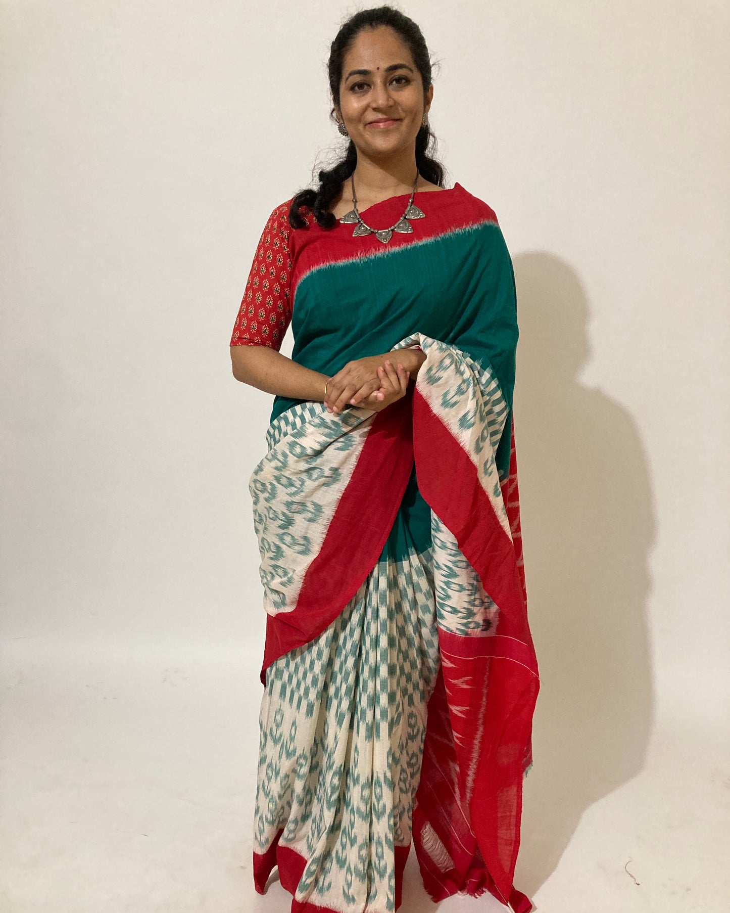 White Green Pochampally Ikkat Saree