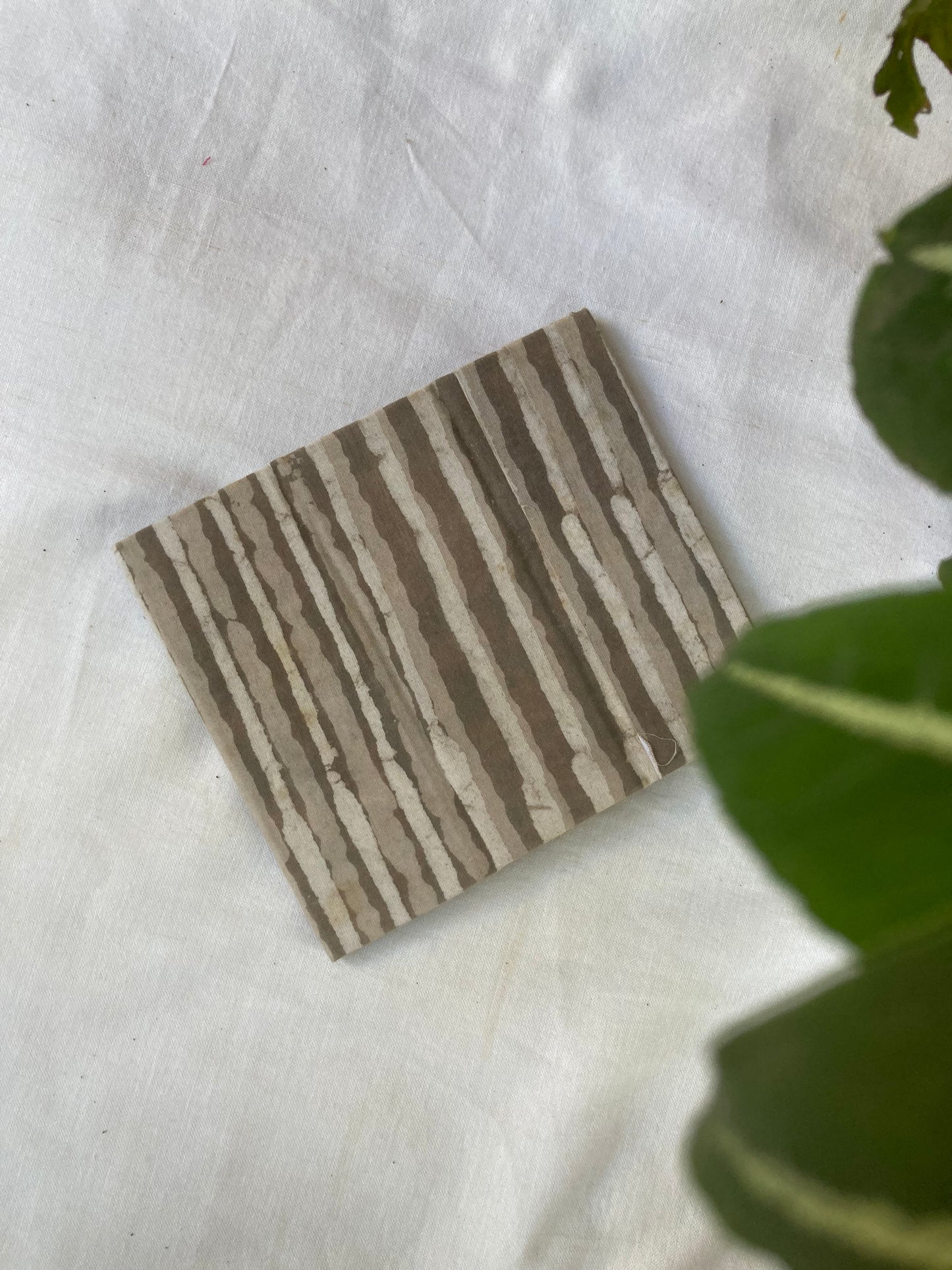 Cloud Gray Fabric-Covered Pen Stand