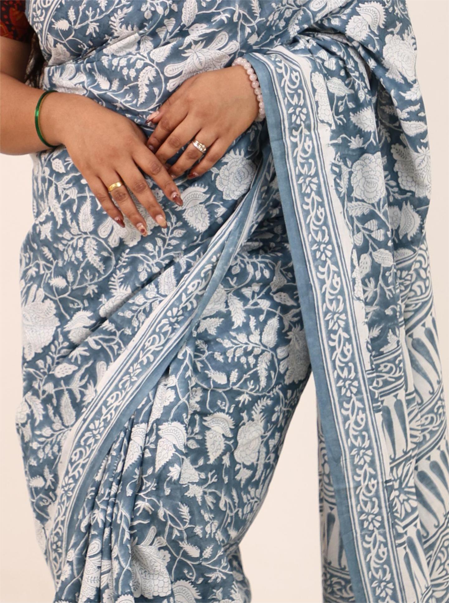 Coin Bolck Printed Cotton Saree