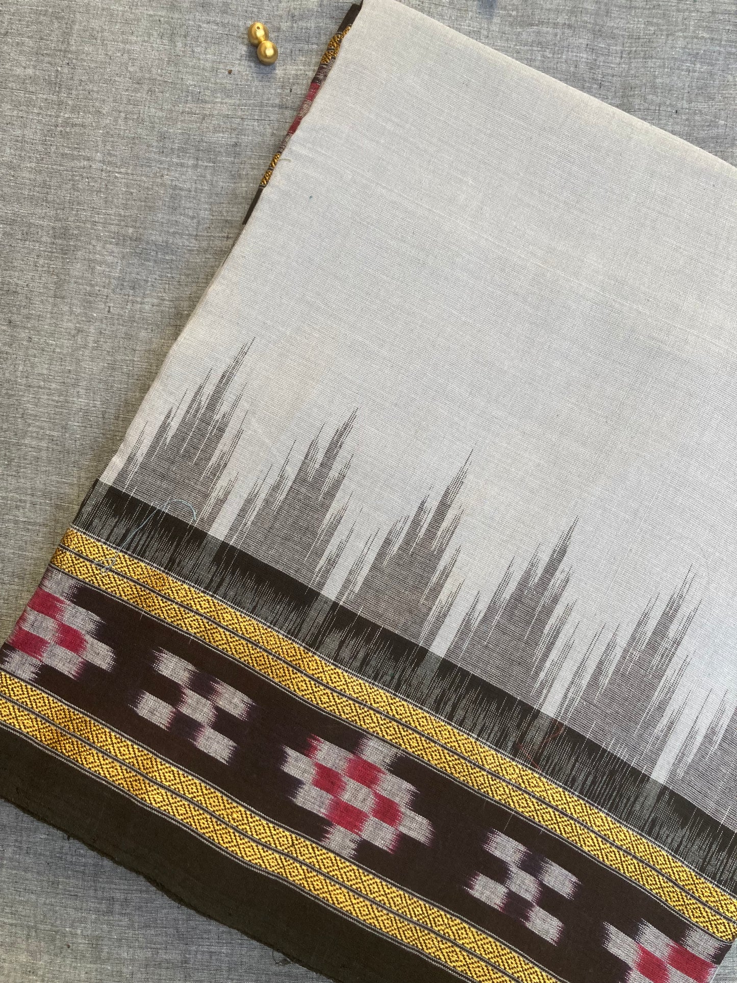 Gray sambalpuri Ikkat Saree