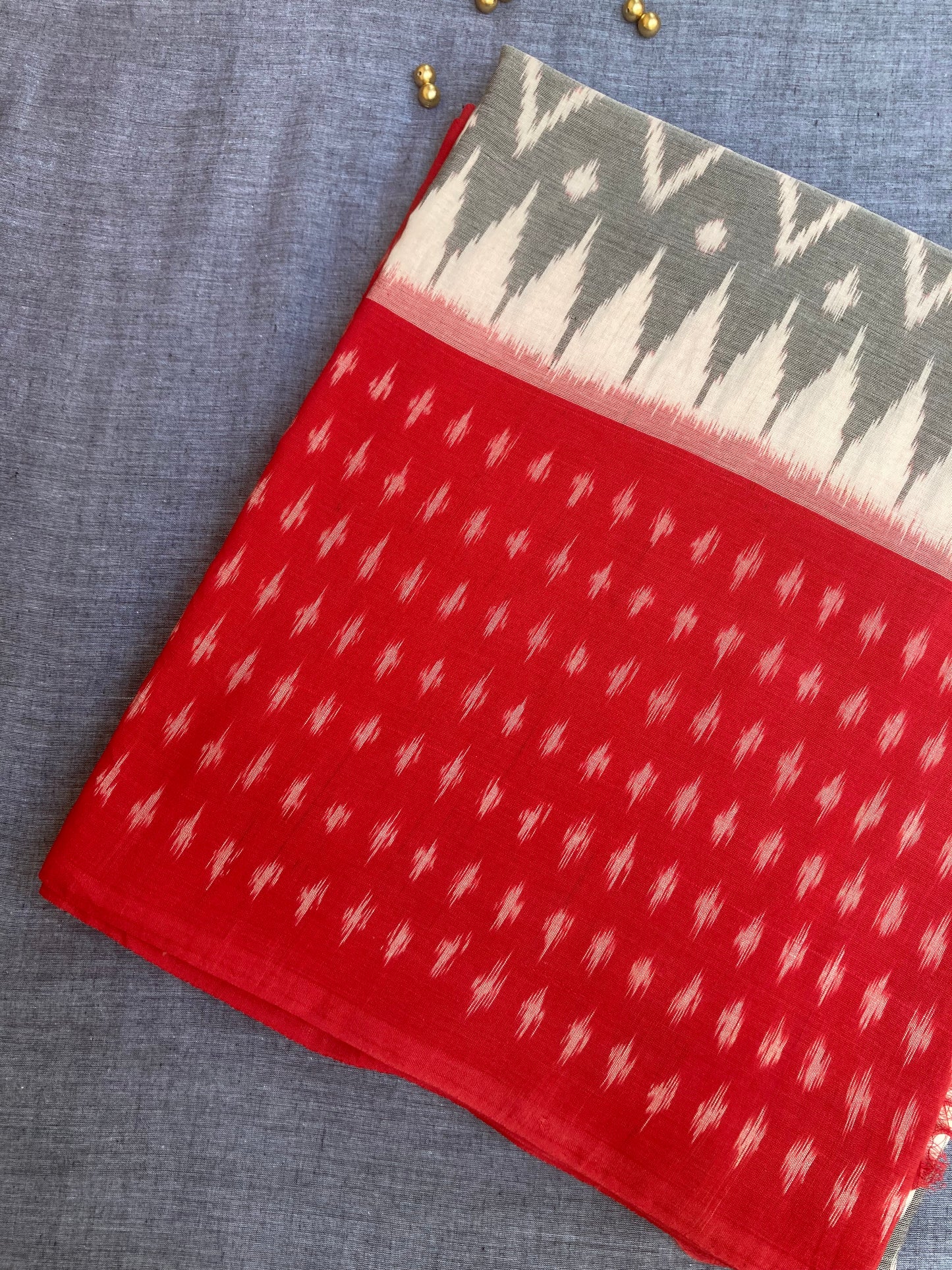 Fog Gray Pochampally Ikkat saree