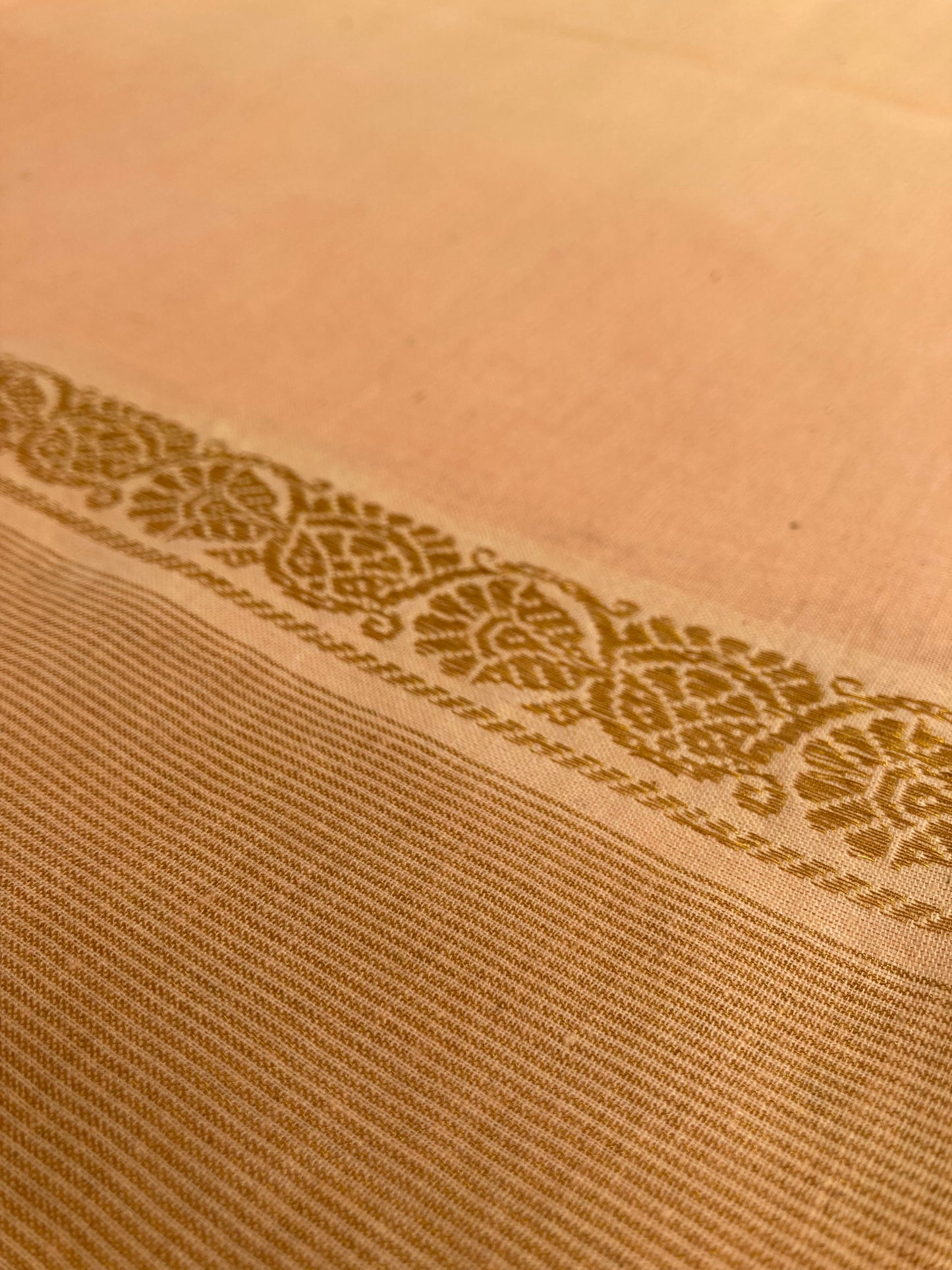 Creamy Peach Plain sungudi sari
