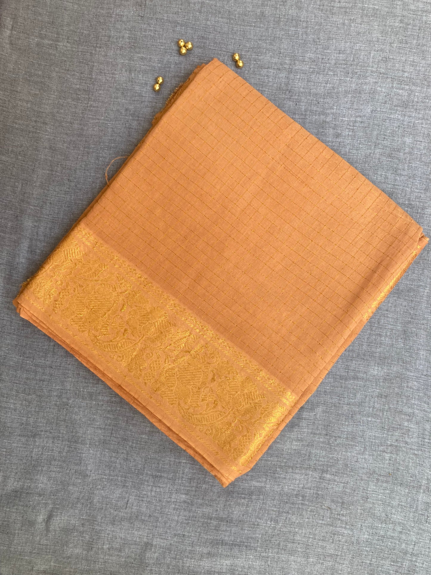 Light Salmon Plain Sungudi Saree