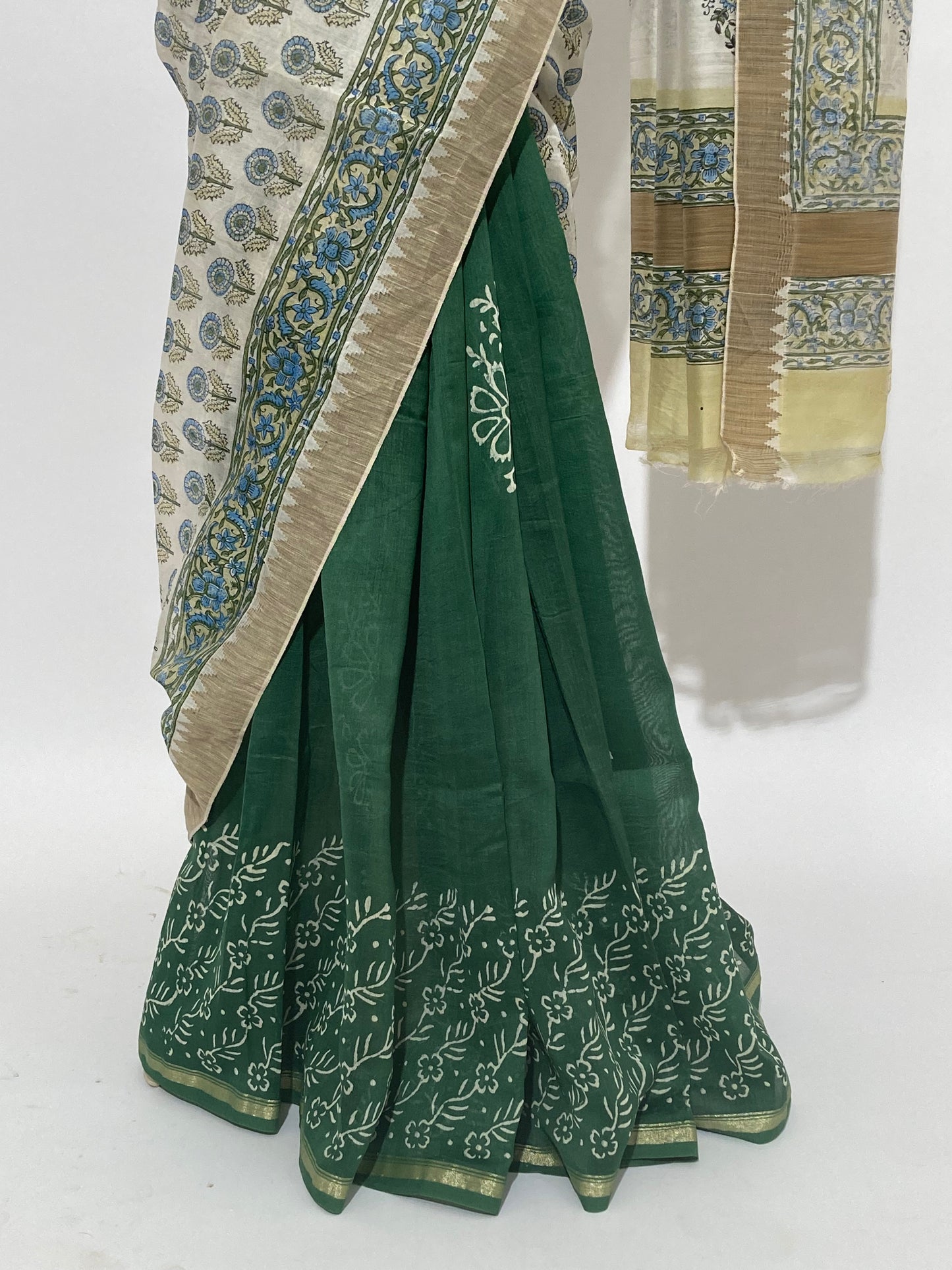 Cream Maanto Patli Pallu Saree