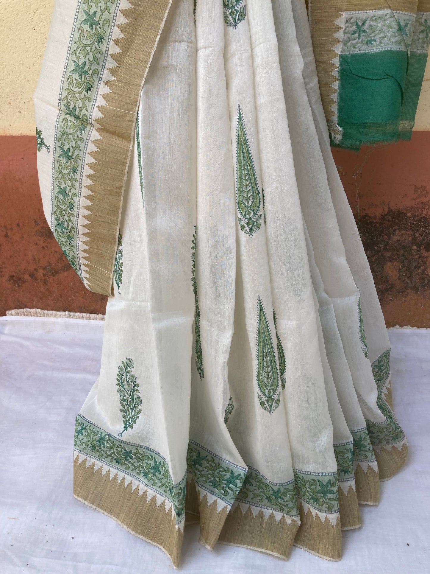 Off White Sangneri saree
