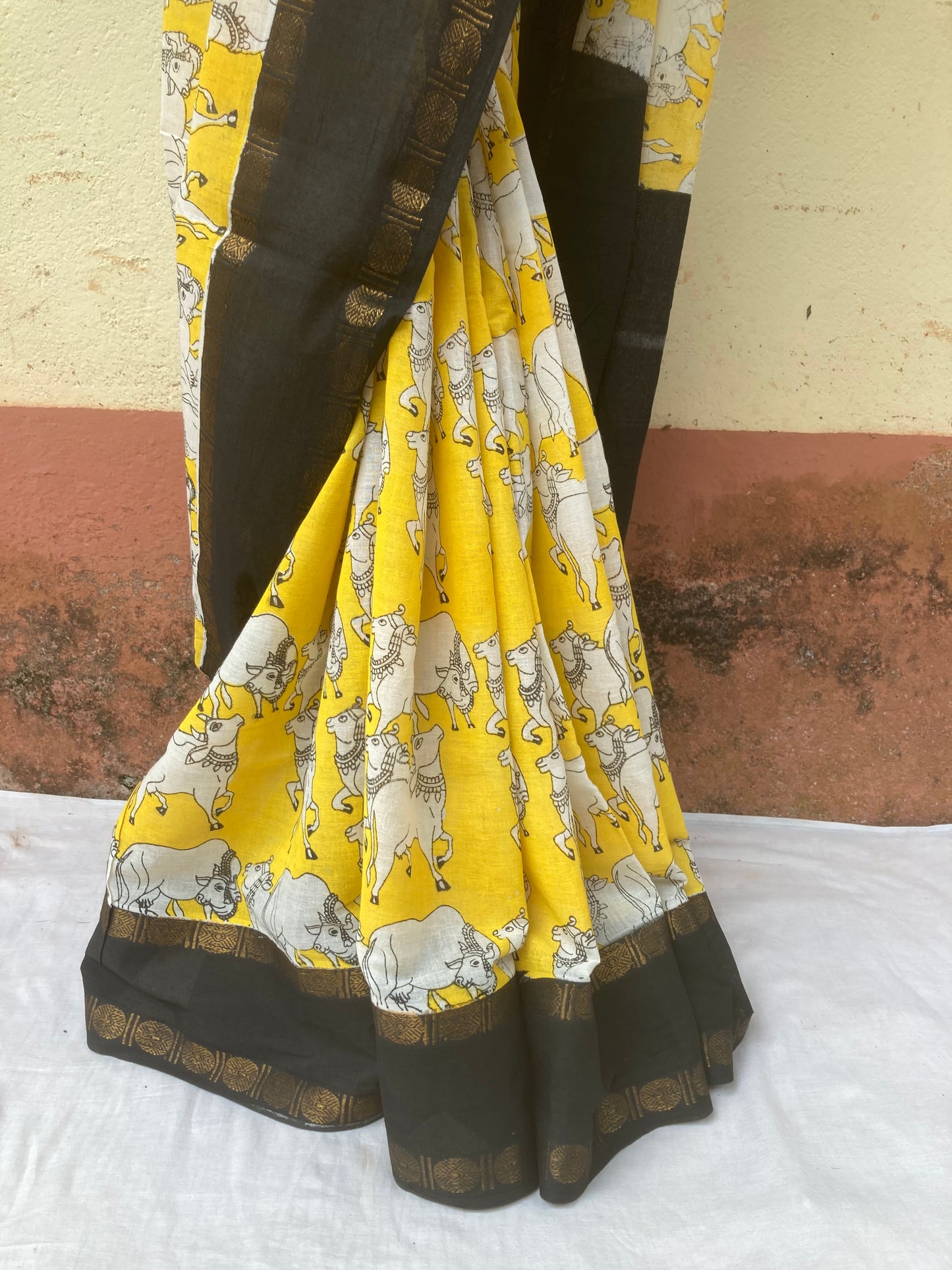 Lemon Yellow Sungudi Saree