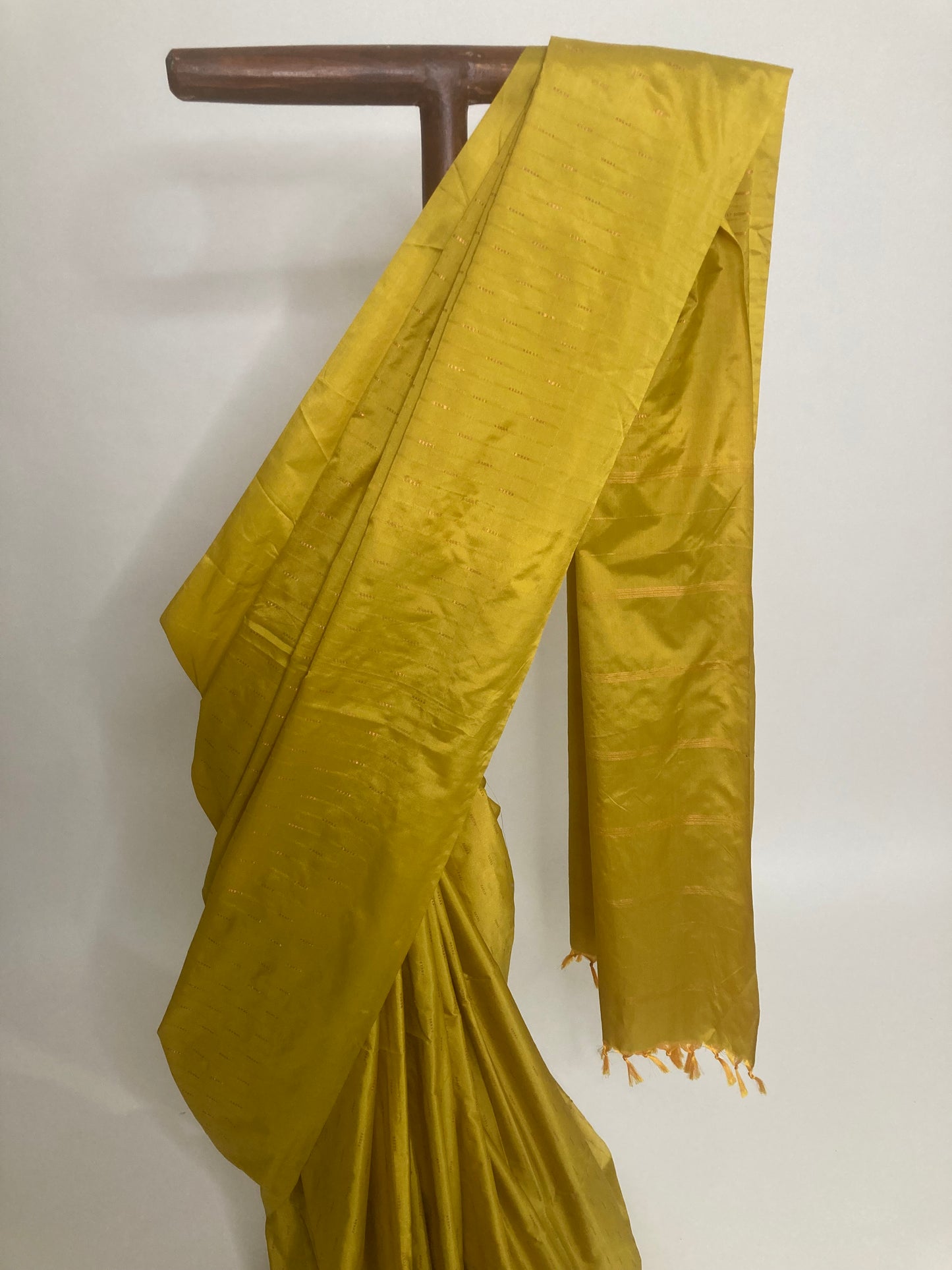 Chartreuse Arni Silk Saree