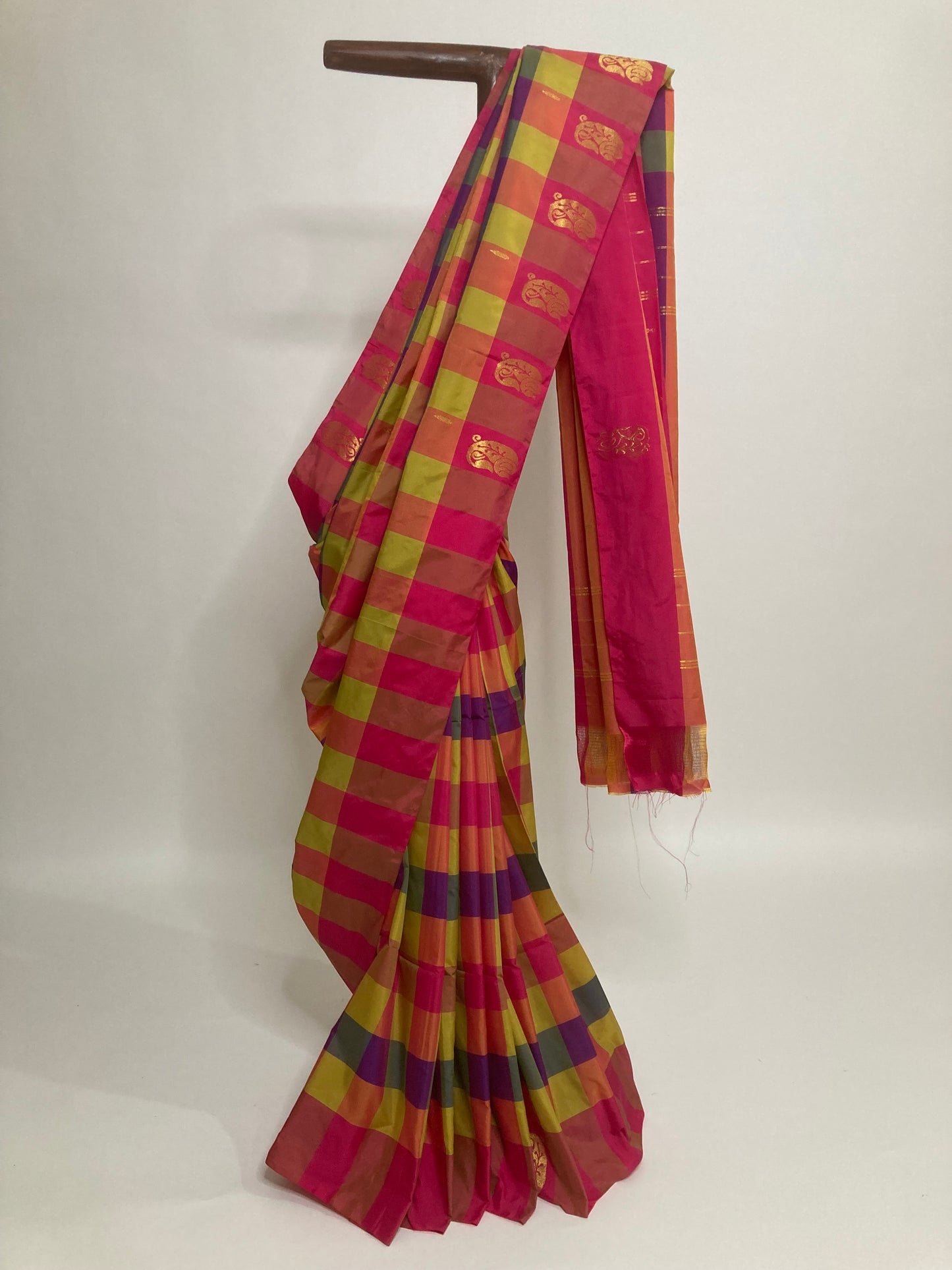 Dark Pink Arni Silk Saree