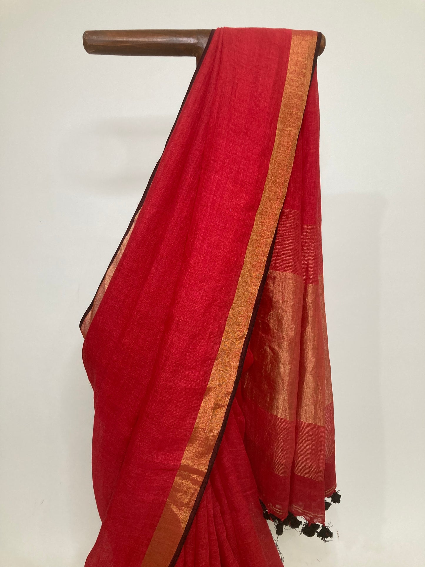 Candy Apple Red Handloom Linen Saree