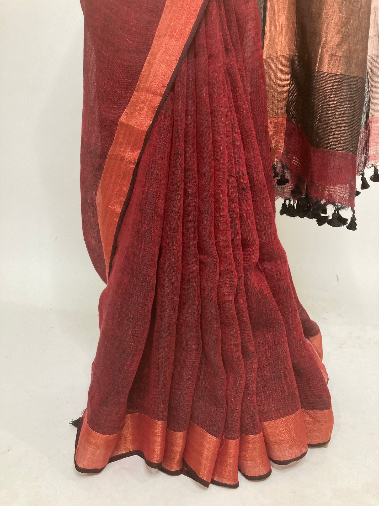 Maroon Handloom Linen Saree