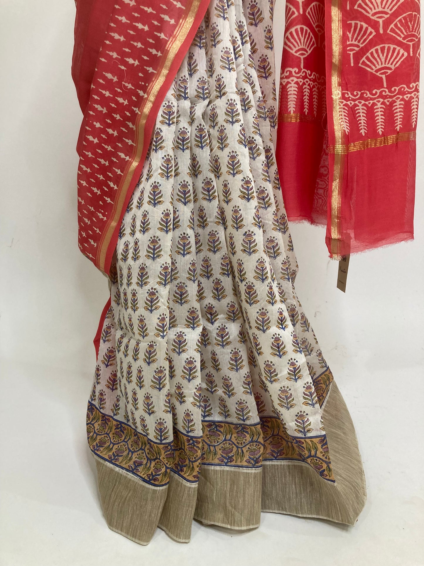 Peach Maanto Patli Pallu Saree
