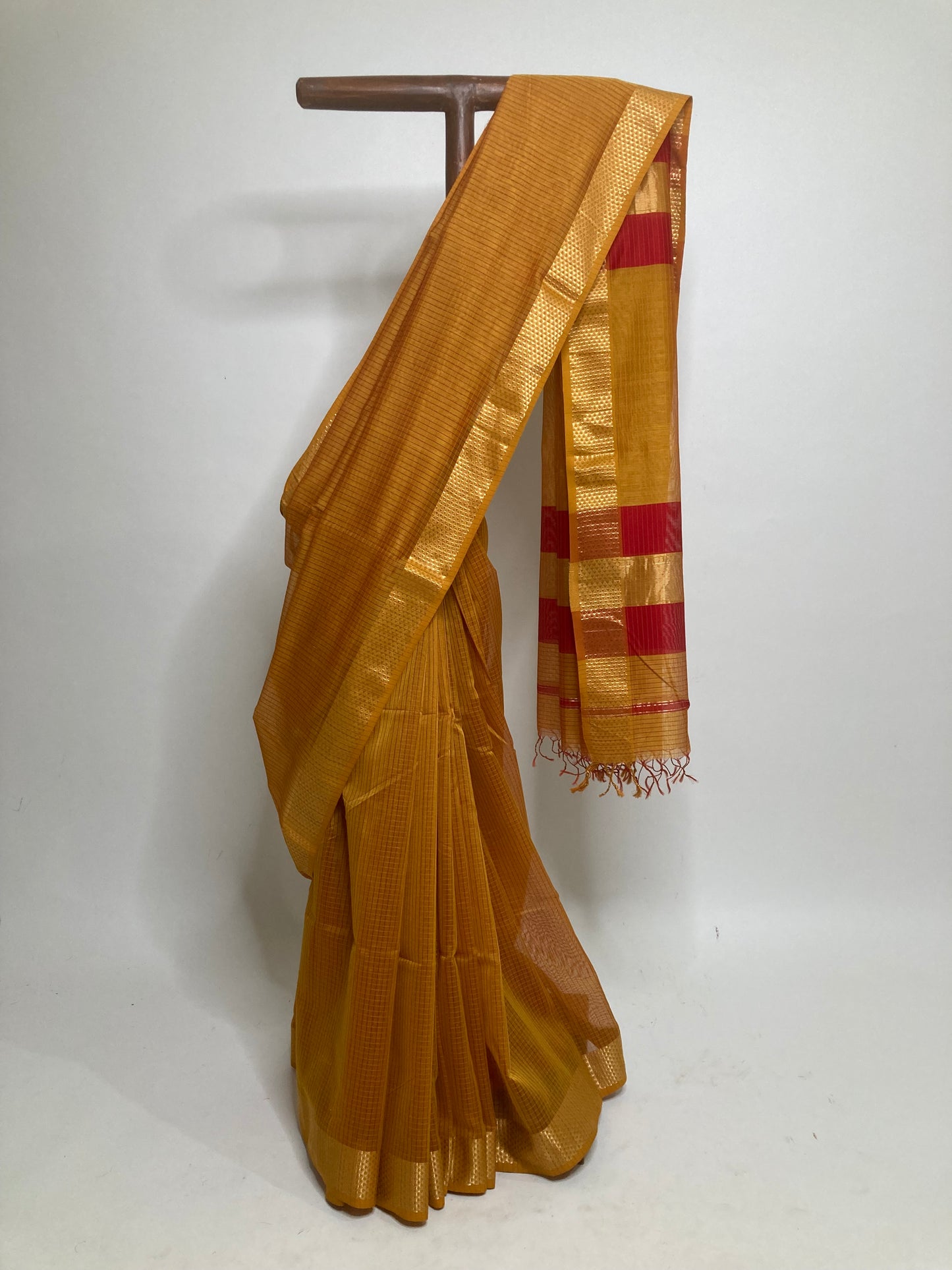 Orange Peel Maheshwari Saree