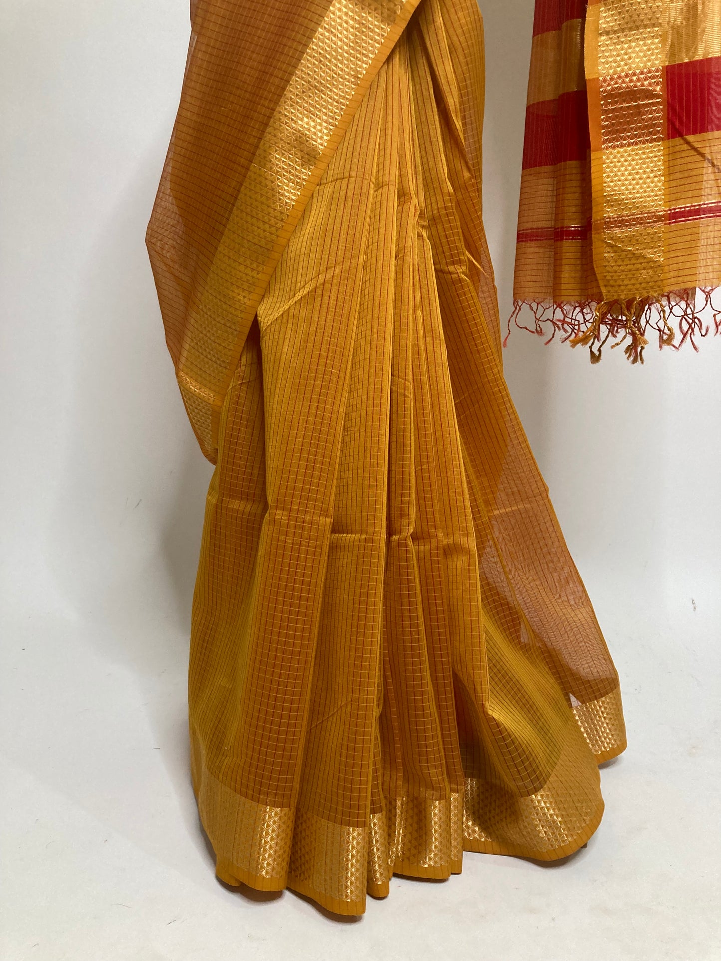 Orange Peel Maheshwari Saree