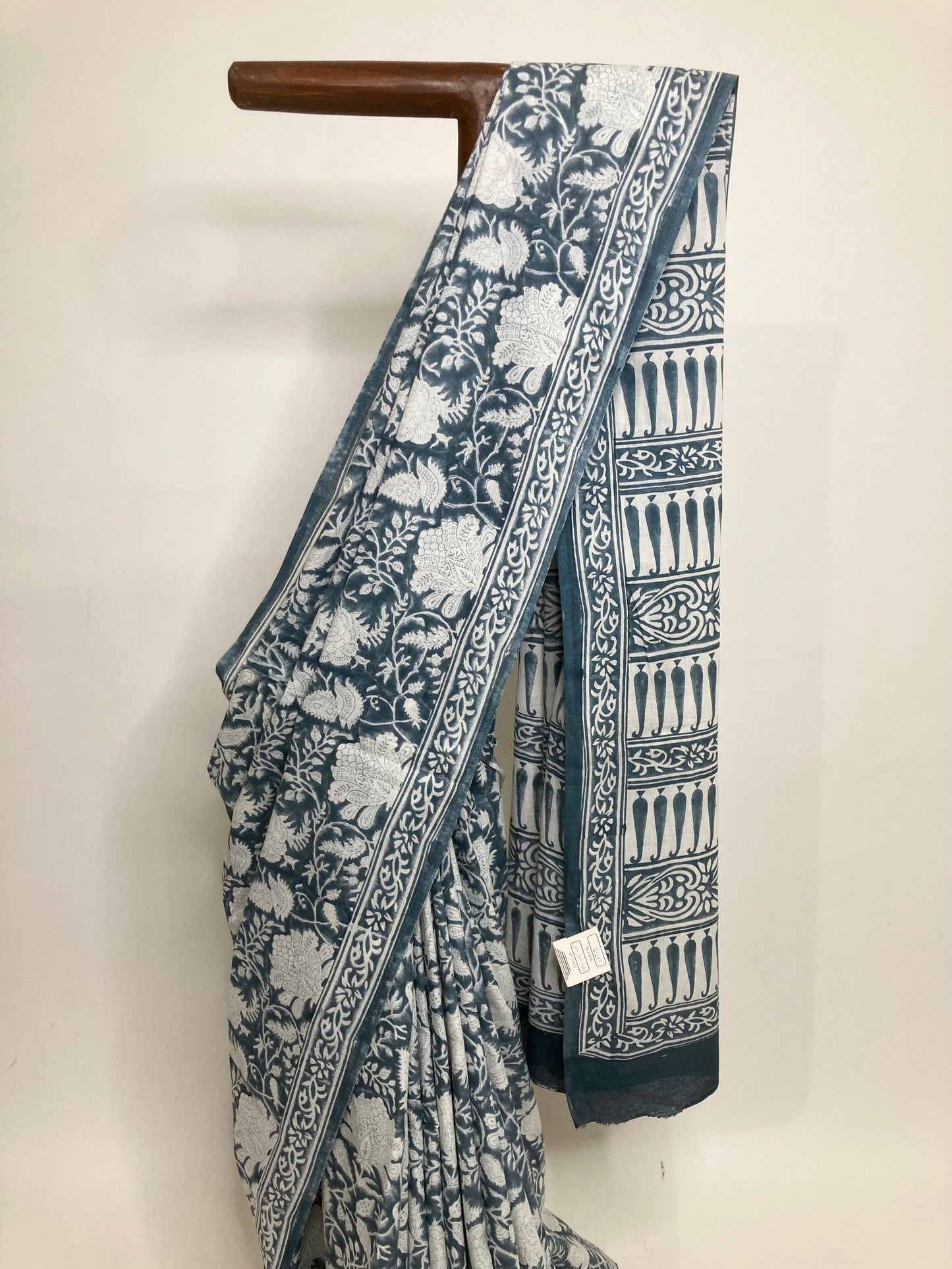 Coin Bolck Printed Cotton Saree