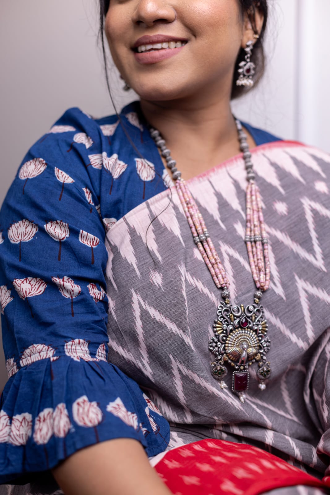 Fog Gray Pochampally Ikkat saree