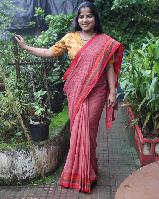 Red Patteda Anchu Saree