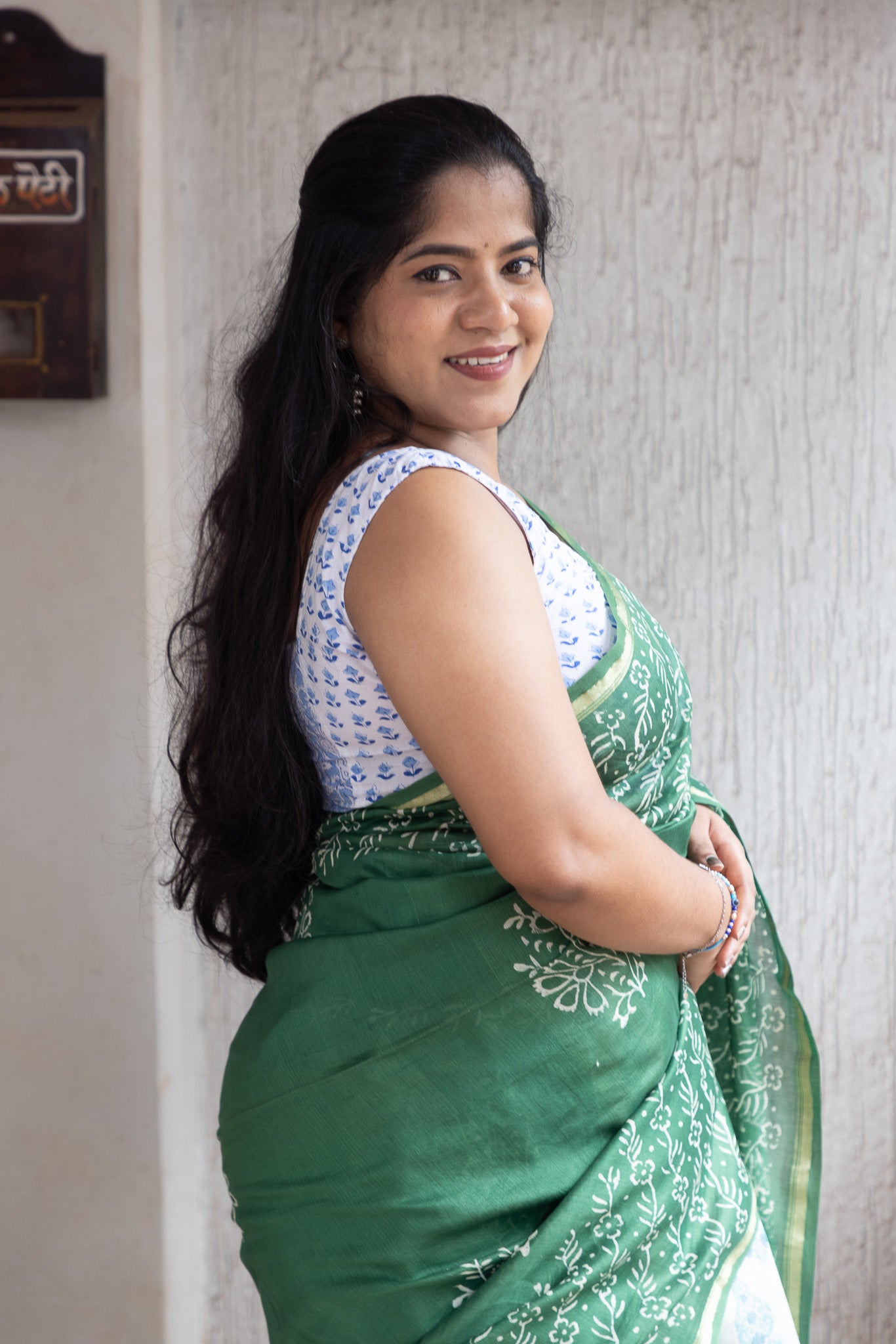 White And Green Maanto Patli Pallu Saree
