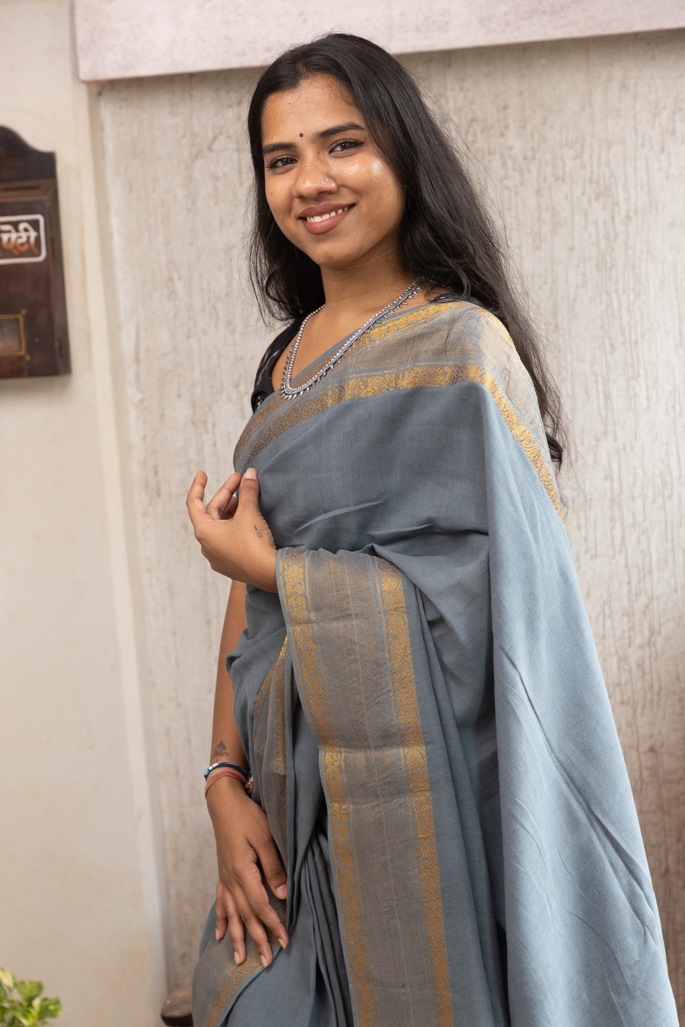 Flint Gray Plain Sungudi Saree